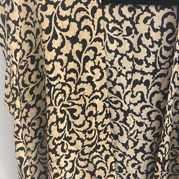 Gianfranco Ferre Silk Open Top Jacket - Picture 3 of 3